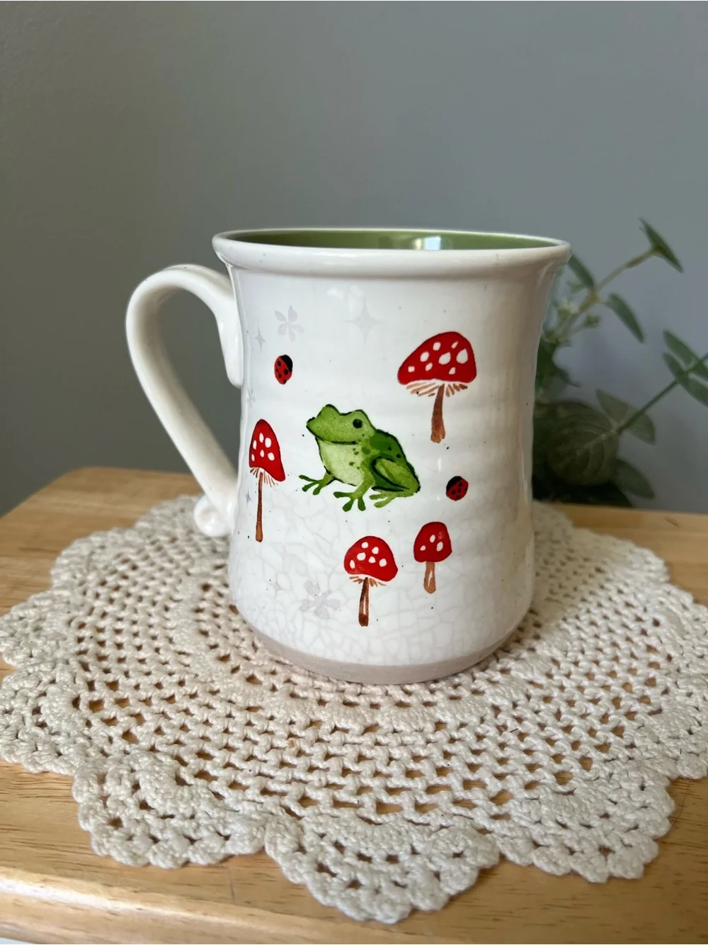Ceramic Frog & Mushroom Large Coffee Mug Cottage Core Retro Vibe Earthenware